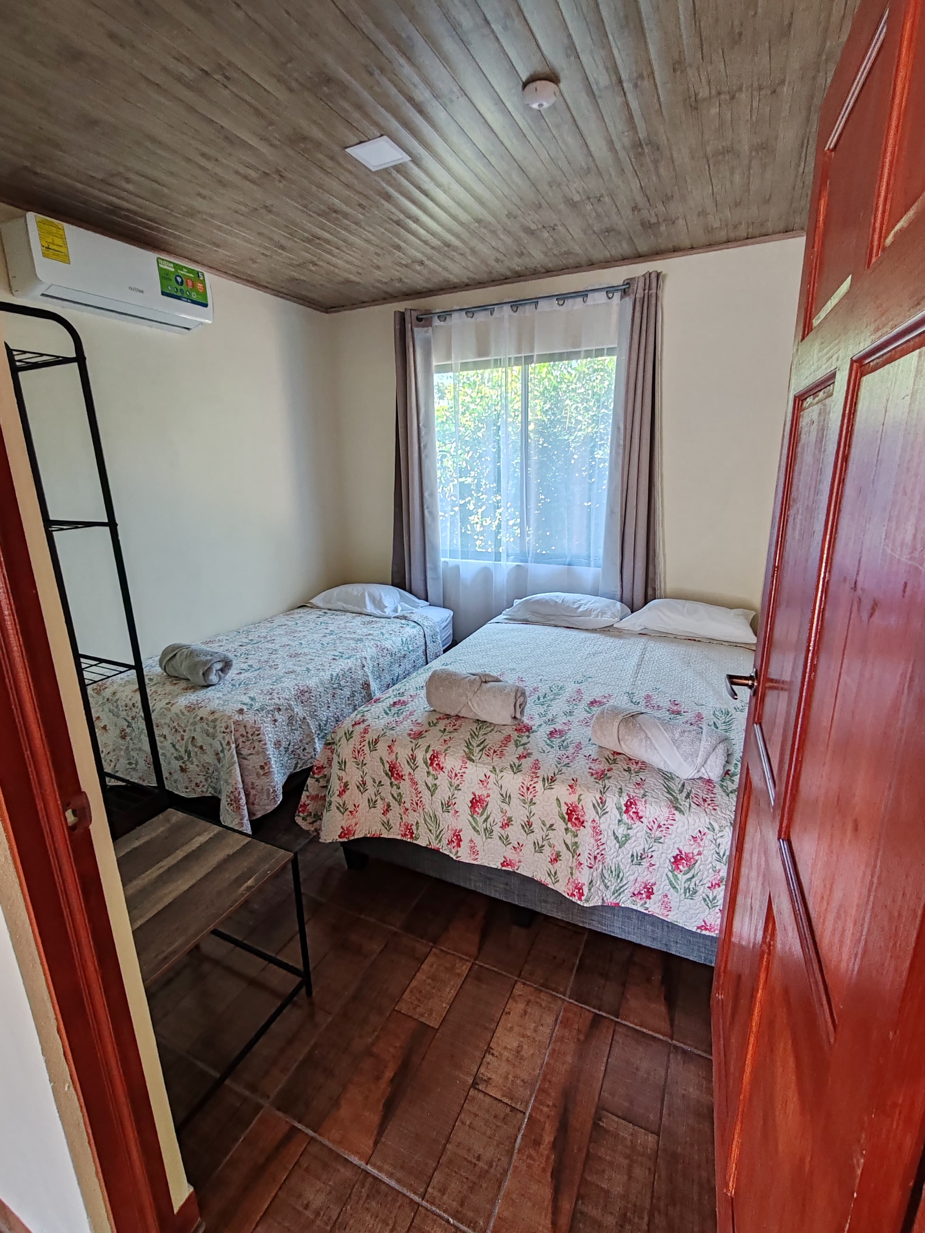 Cabina 3 - Paraíso Familiar