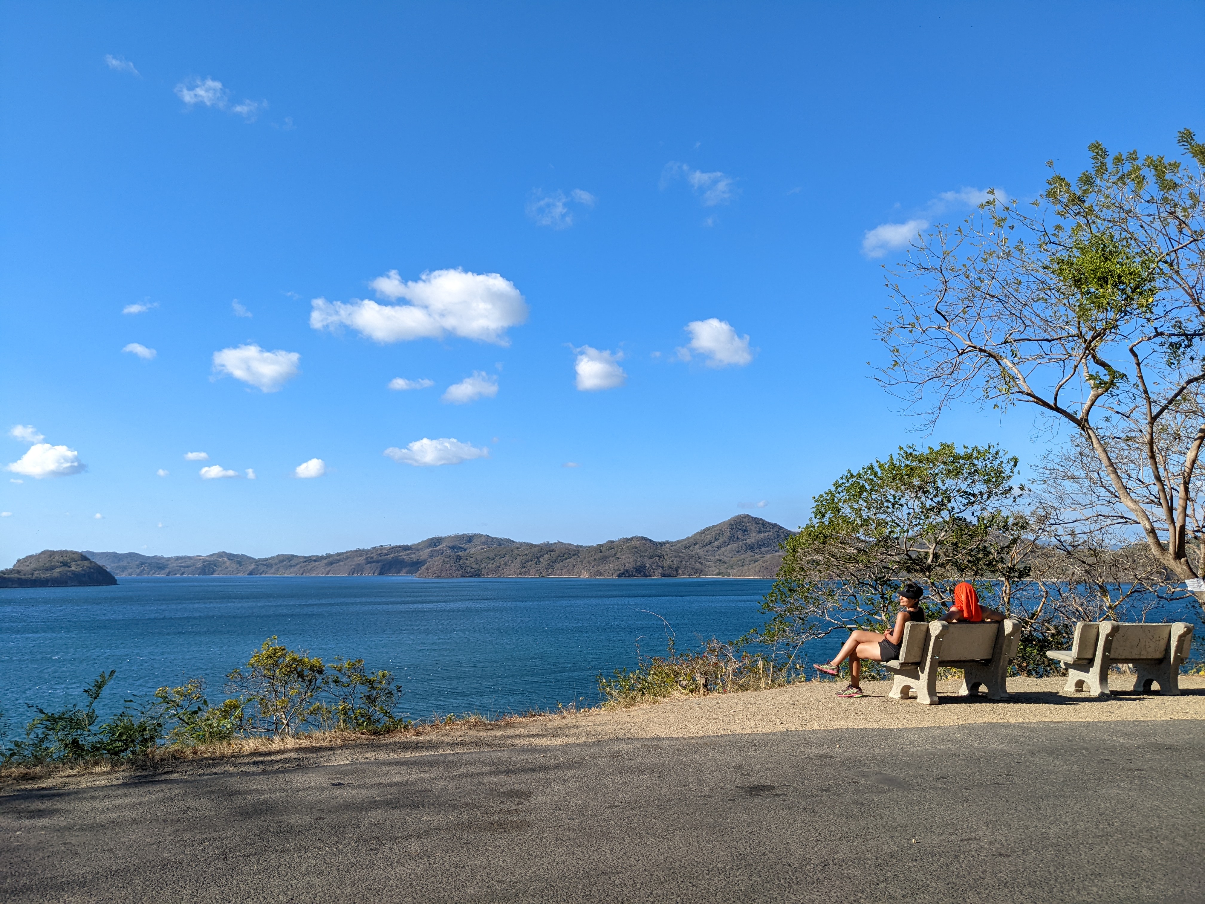 Mirador con vista a la bahía